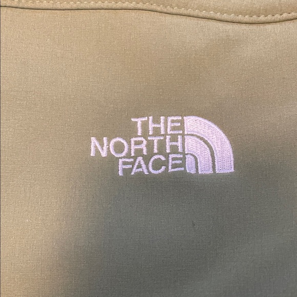 The North Face Light Green Apex Jacket - Picture 3 of 8
